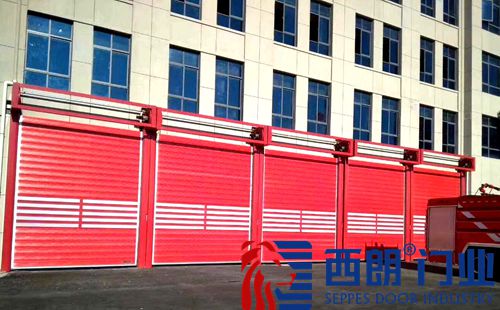 南通瞬間開啟的消防站硬質快速卷簾門