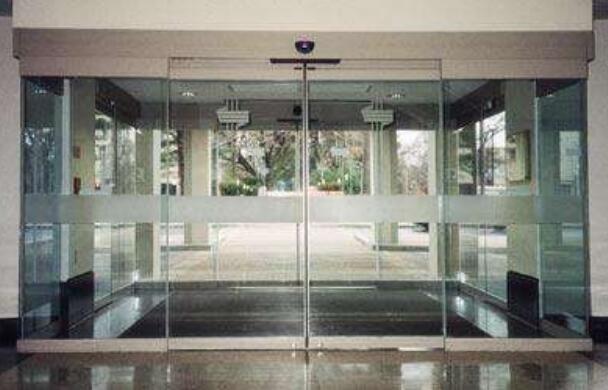 小心使得萬年船 邵陽玻璃感應(yīng)自動(dòng)門安裝看點(diǎn)