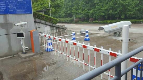 ?？谲嚺谱R別逐漸適應(yīng)社會的需求