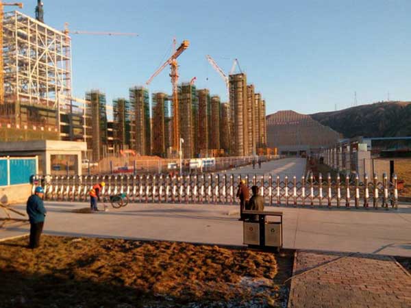 慶賀朔州出安智能伸縮門進(jìn)駐朔州西山人家