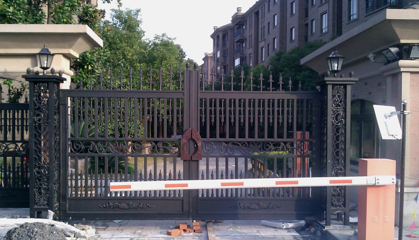 熱烈祝賀石嘴山出安智能鋁藝大門進(jìn)駐恒大綠洲